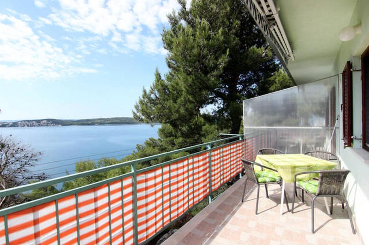 Apartments Bartol With Sea View Near The Beach & City Center Trogir Buitenkant foto