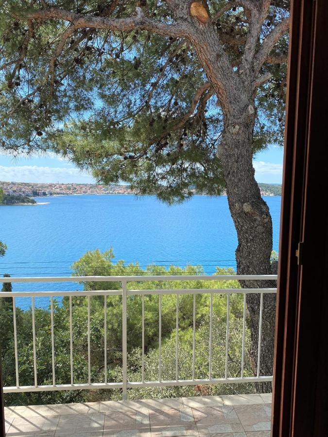 Apartments Bartol With Sea View Near The Beach & City Center Trogir Buitenkant foto