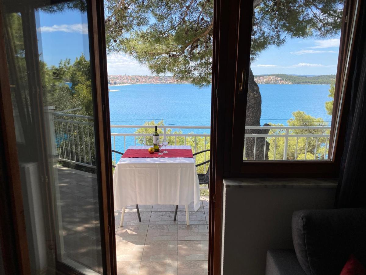 Apartments Bartol With Sea View Near The Beach & City Center Trogir Buitenkant foto