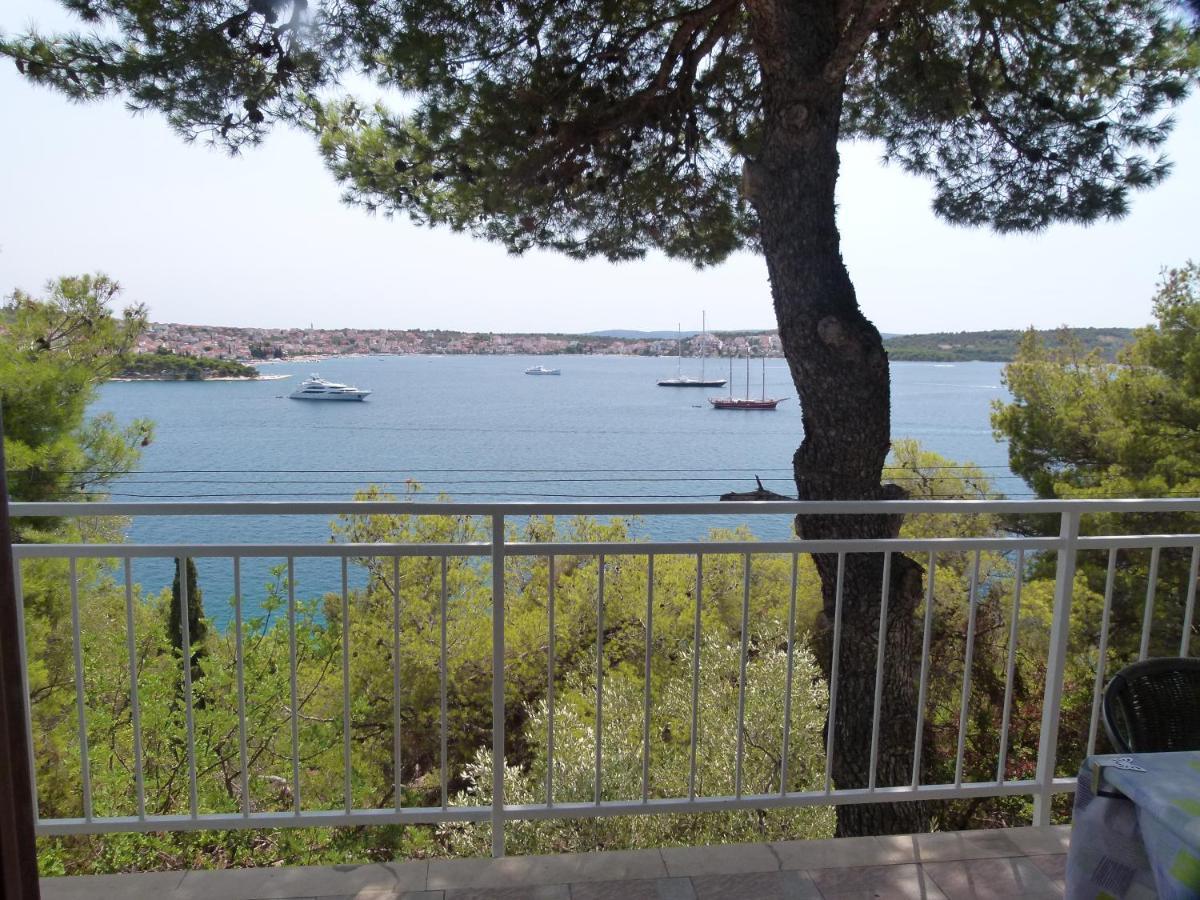 Apartments Bartol With Sea View Near The Beach & City Center Trogir Buitenkant foto