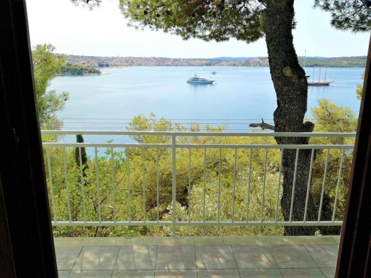 Apartments Bartol With Sea View Near The Beach & City Center Trogir Buitenkant foto