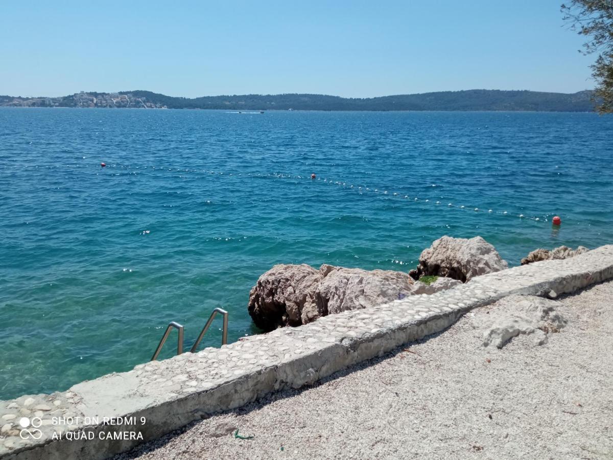 Apartments Bartol With Sea View Near The Beach & City Center Trogir Buitenkant foto