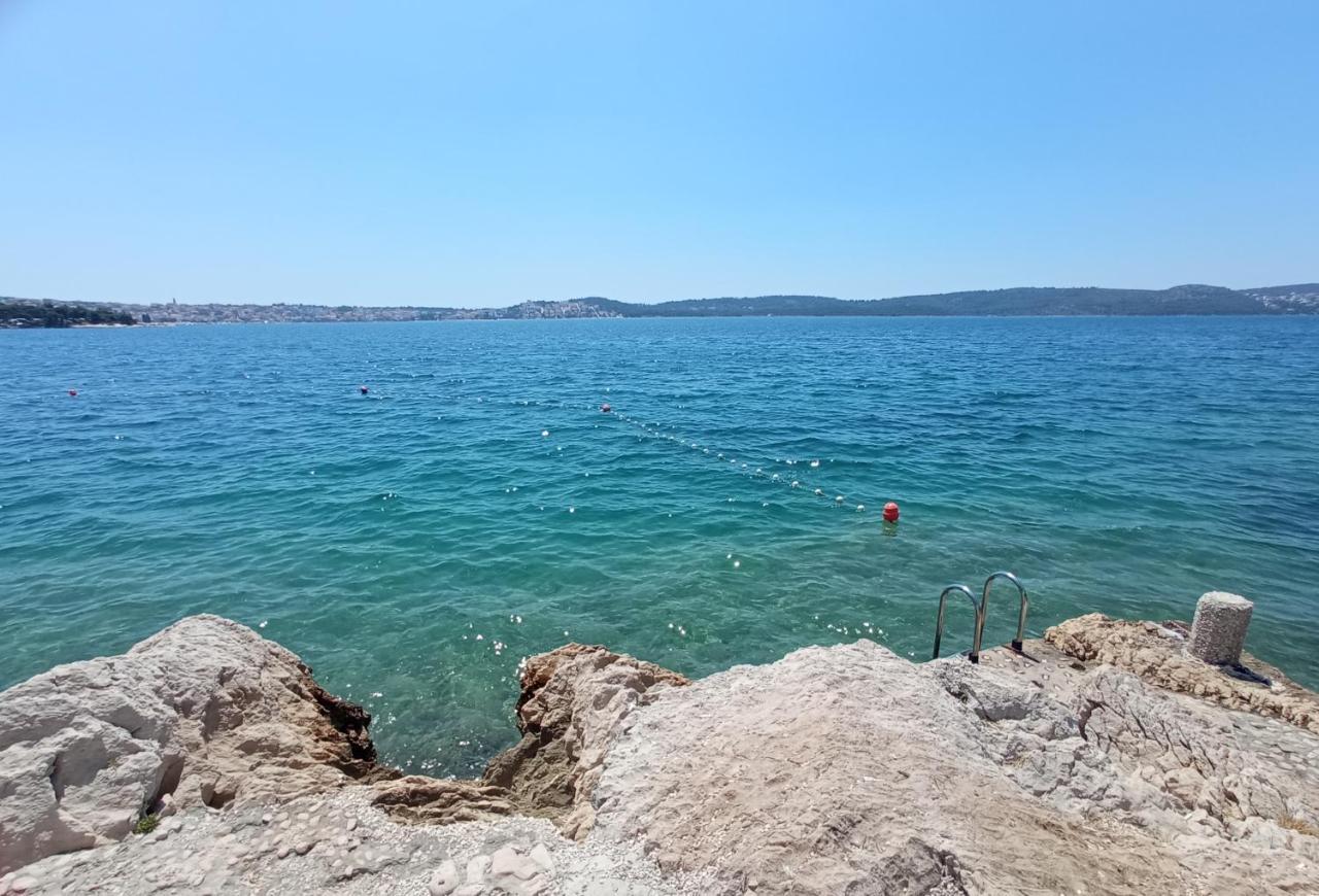 Apartments Bartol With Sea View Near The Beach & City Center Trogir Buitenkant foto