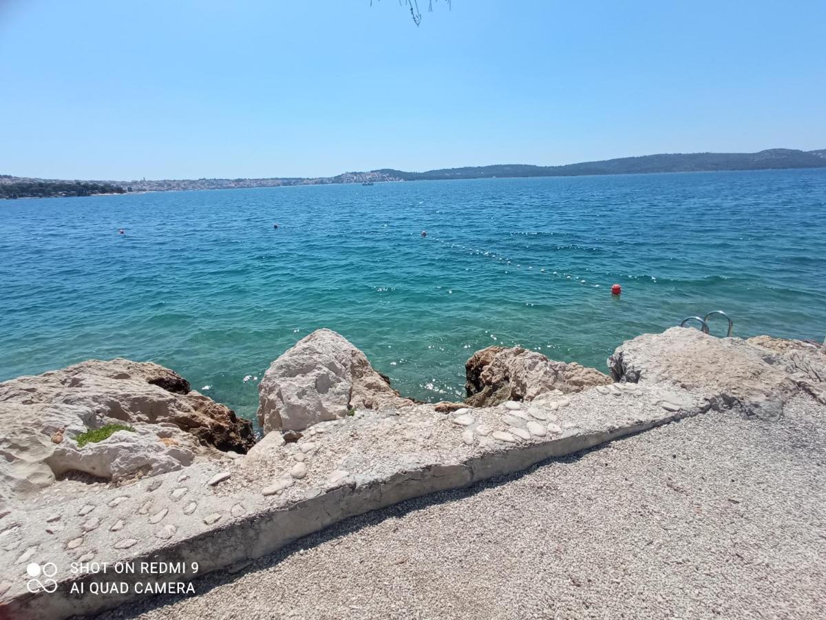 Apartments Bartol With Sea View Near The Beach & City Center Trogir Buitenkant foto